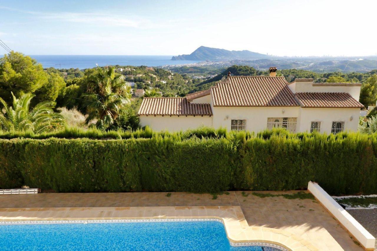 Large Chalet With Private Pool Altea Eksteriør billede